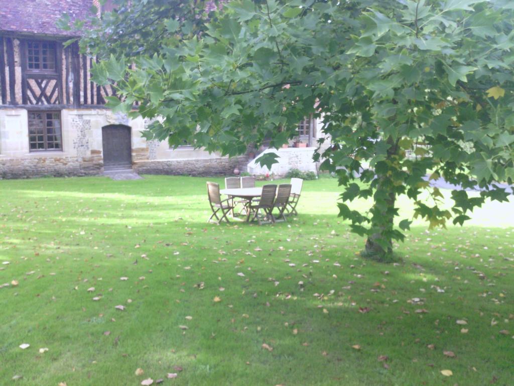 Manoir Du Val Harangt Mardilly Quarto foto